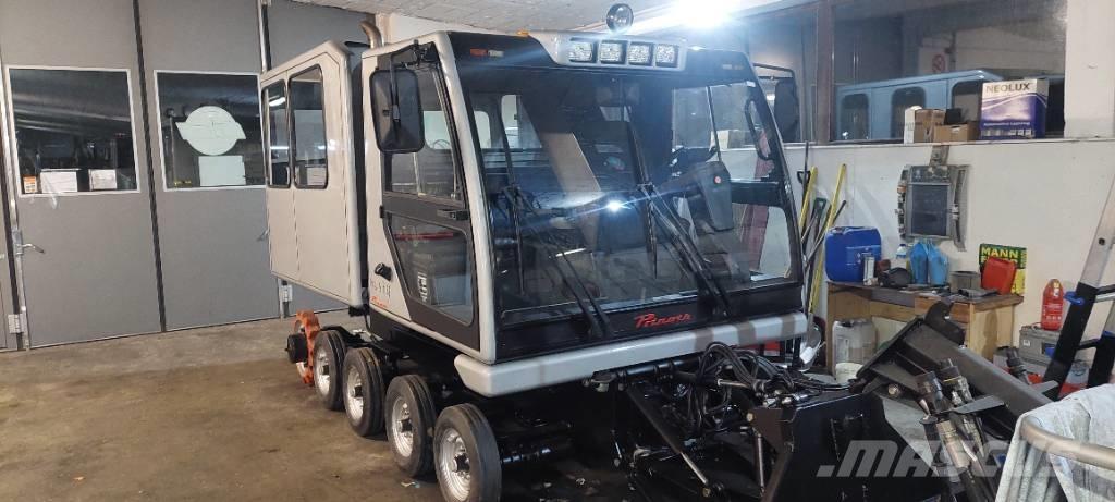 Prinoth Husky Sneeuwschuivers en -ruimers