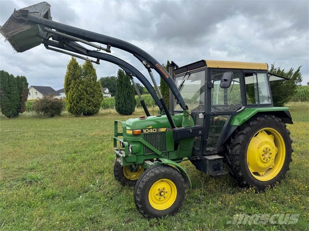 John Deere 1040 S Tractoren