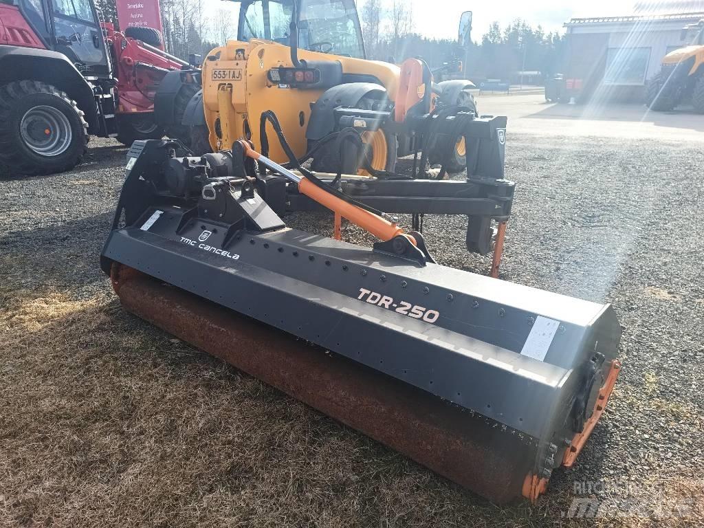 TMC TDR 250 Klepelmaaiers