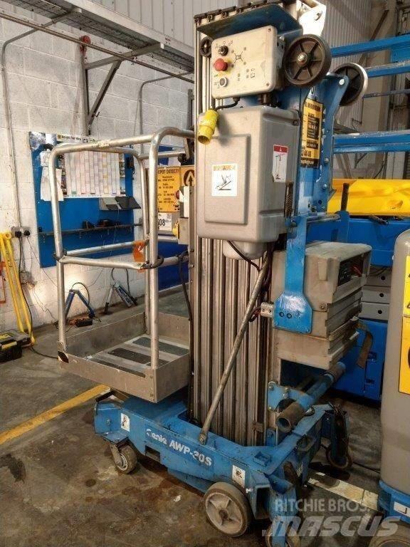 Genie AWP 30 DC Personenliften en invalideliften
