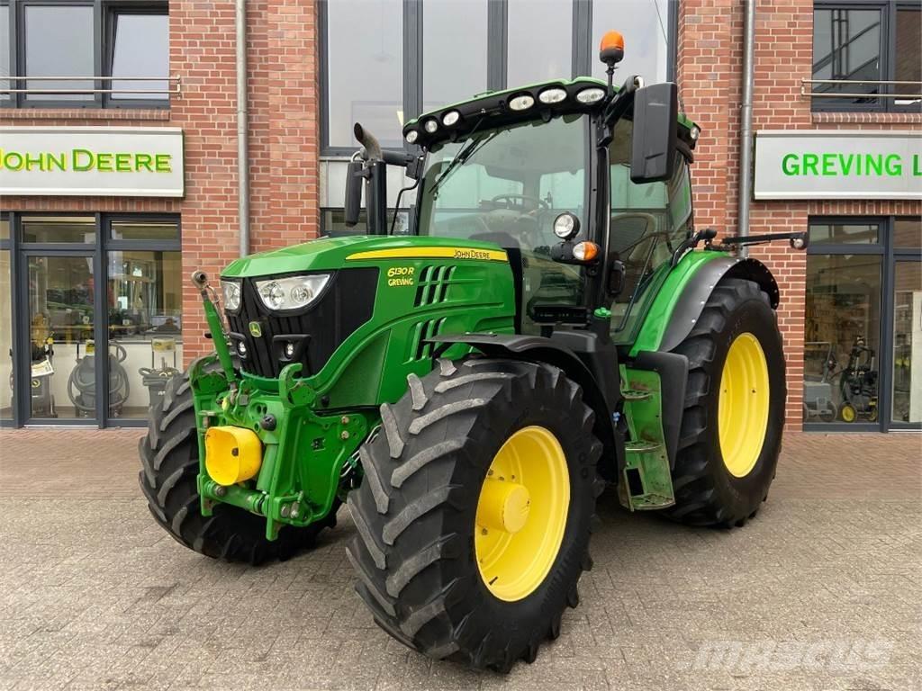 John Deere 6130R Tractoren