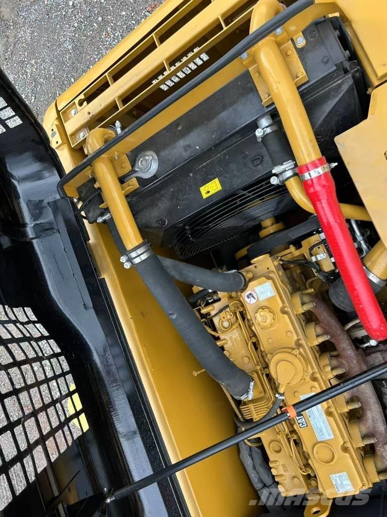 CAT 320D2L Rupsgraafmachines