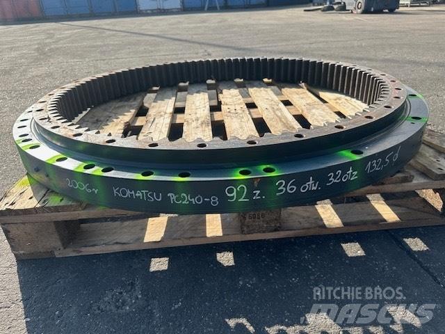 Komatsu PC 240 LC-8 Chassis en ophanging