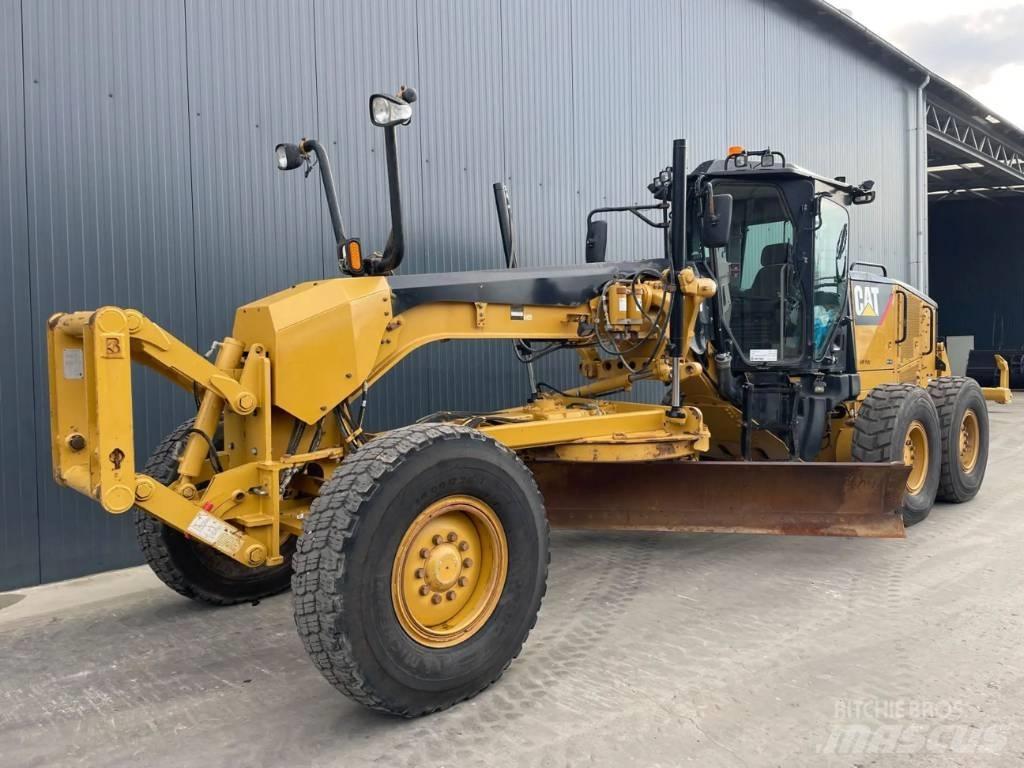 CAT 140 M Graders