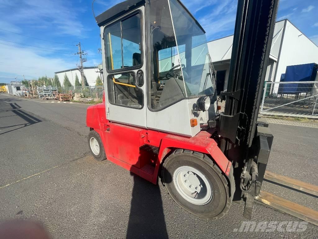 Kalmar DCE 50-6 Diesel heftrucks