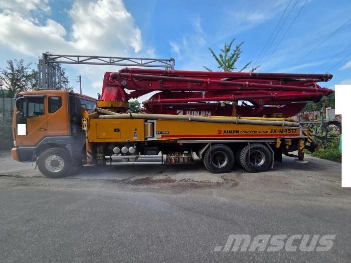 Junjin JX-M4517 Betonpomptrucks
