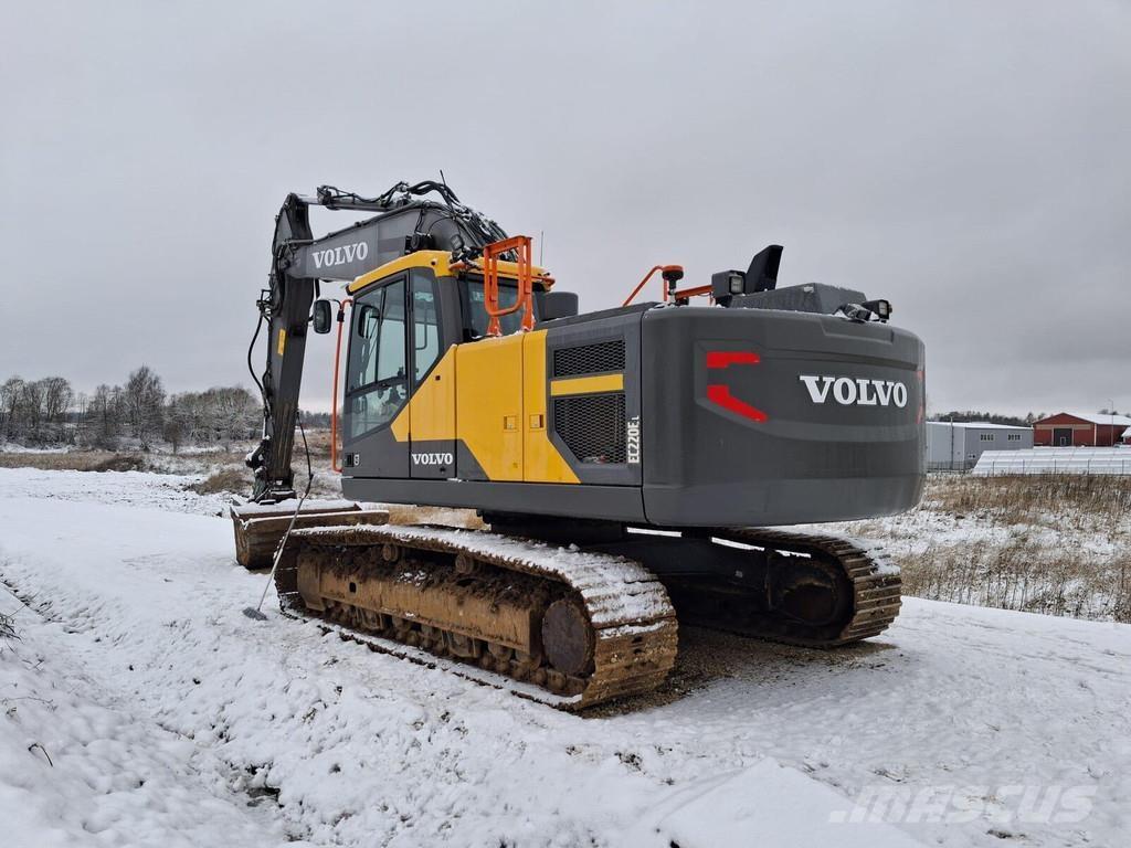 Volvo EC220E Rupsgraafmachines