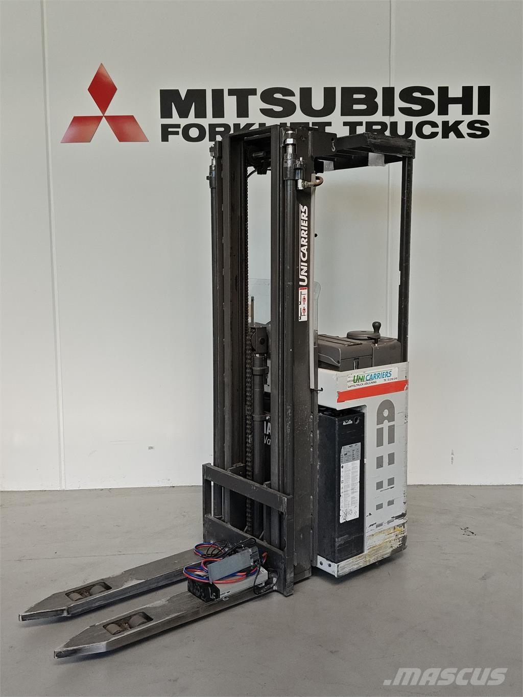 Atlet AJN160 Zelfrijdende stapelaars