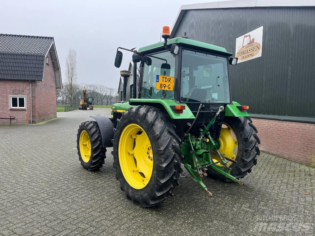 John Deere 2850 Tractoren
