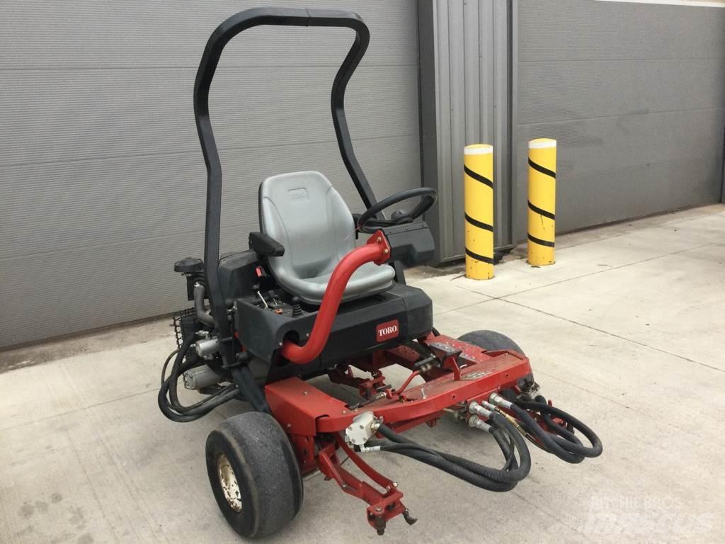 Toro 3250D Rijmaaiers