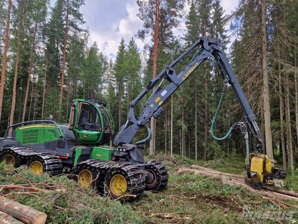 John Deere 1170 G Harvesters