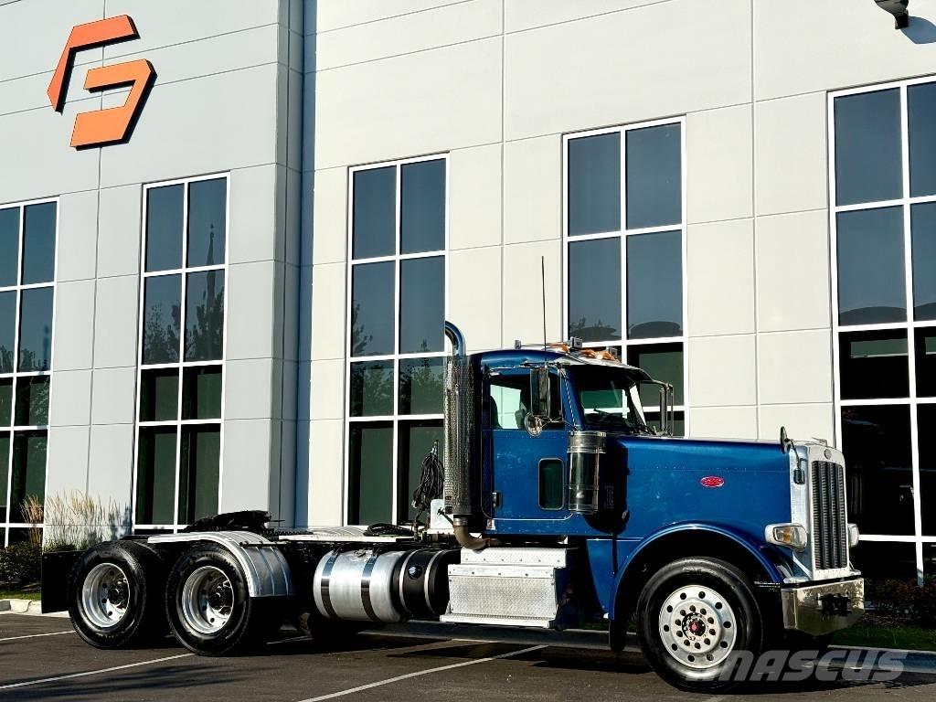 Peterbilt 388 Trekkers