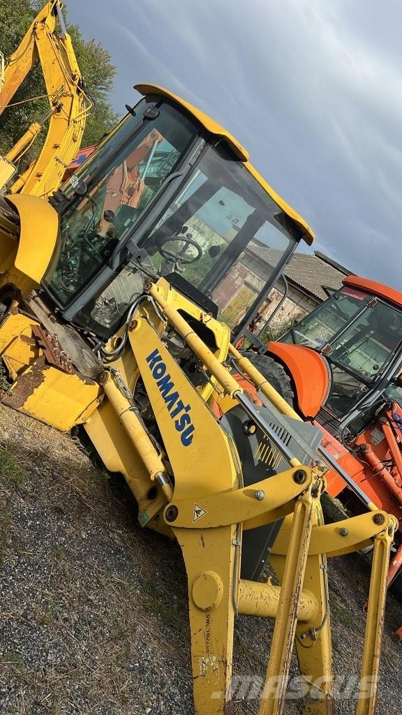 Komatsu WB 93 R Chassis en ophanging