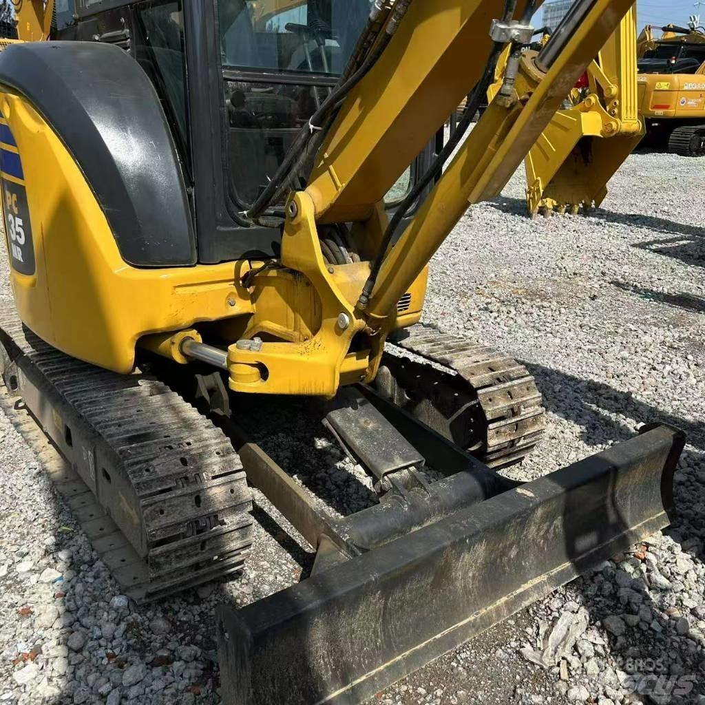 Komatsu 35 Rupsgraafmachines