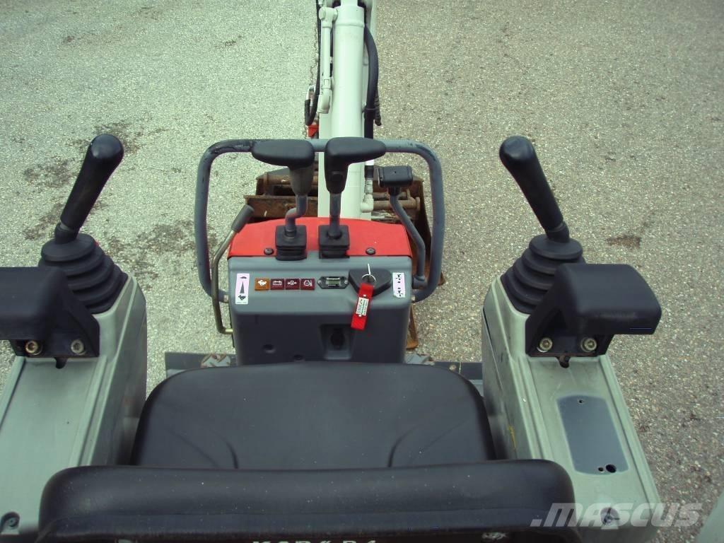Takeuchi TB 210 R Minigraafmachines < 7t
