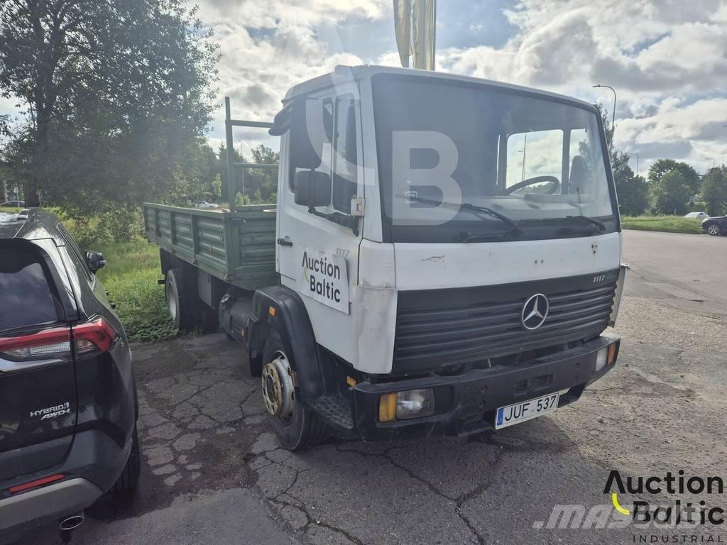 Mercedes-Benz 1117 Platte bakwagens