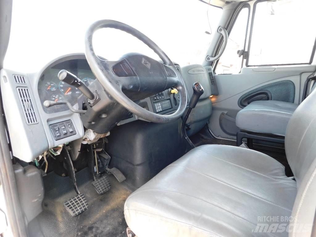 International 4400 Containerchassis