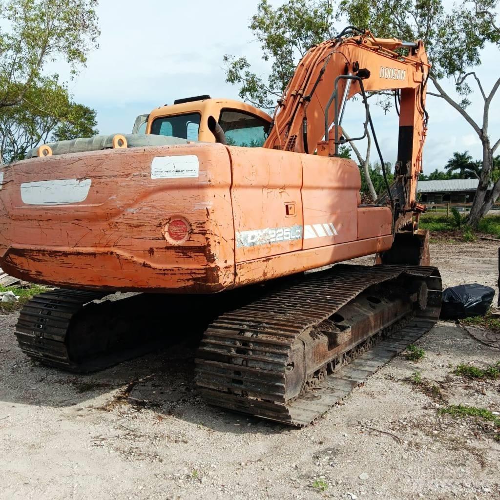 Doosan DX 225 LC Rupsgraafmachines