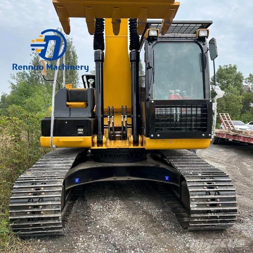 CAT 320D2 Rupsgraafmachines