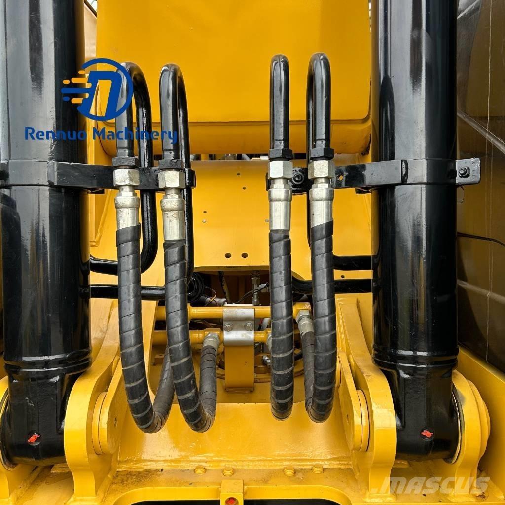 CAT 320D2 Rupsgraafmachines