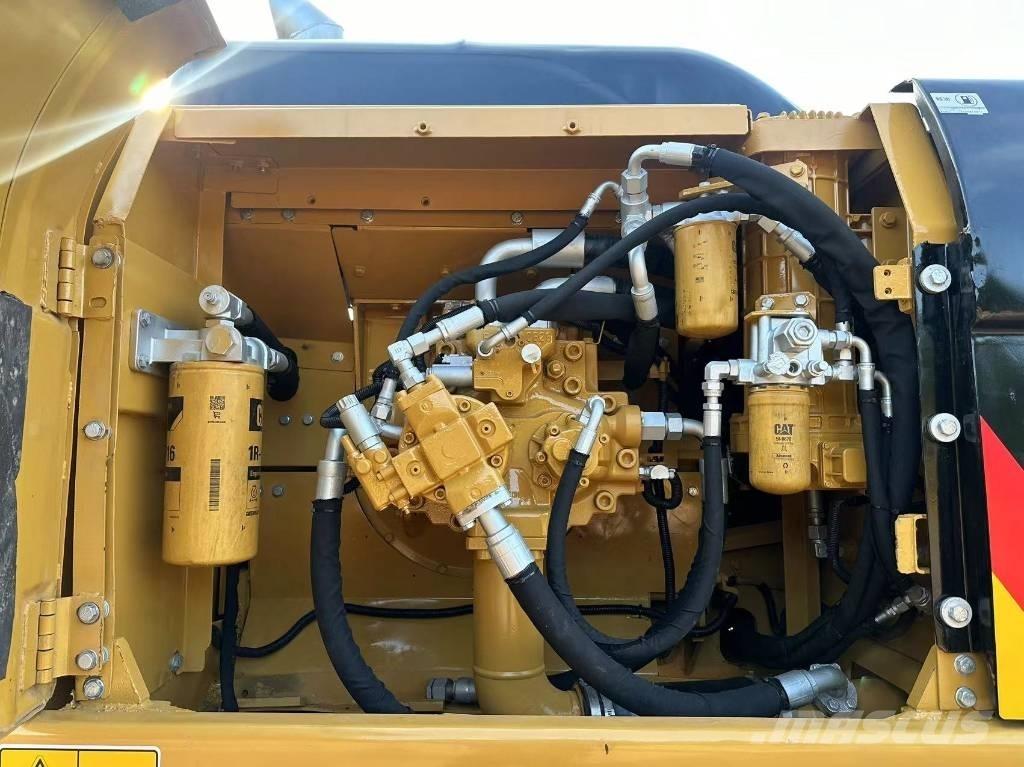 CAT 330D Rupsgraafmachines