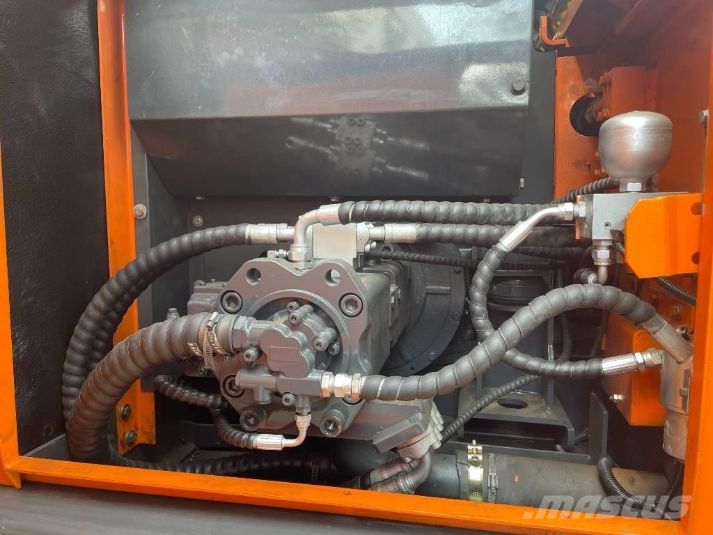 Doosan DX 225 LCA Midigraafmachines 7t - 12t