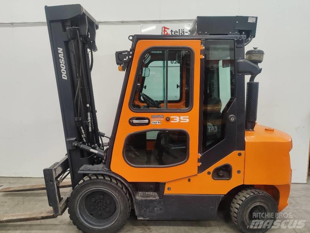 Doosan D 35 C-7 Diesel heftrucks