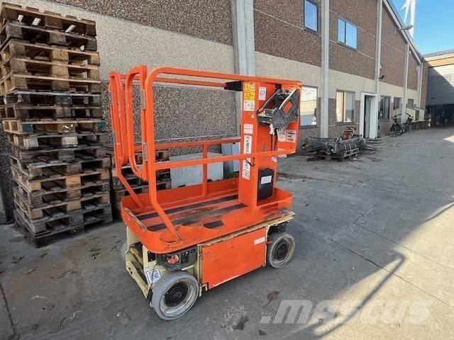 JLG 1230 ES Schaarhoogwerkers
