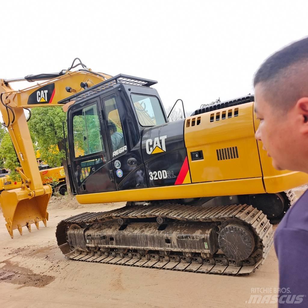 CAT 320 D Rupsgraafmachines