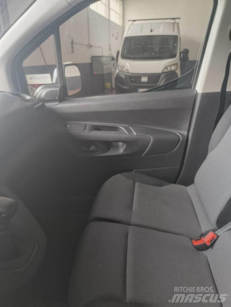 Fiat Doblo Gesloten bedrijfswagens