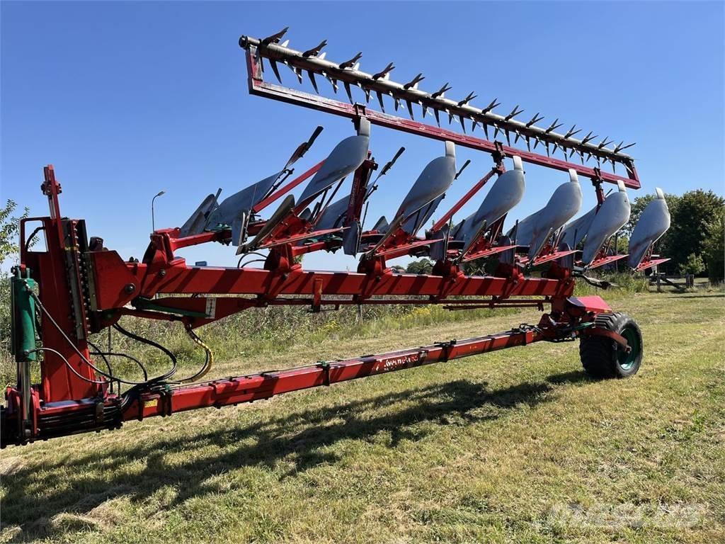 Kverneland PB-100 Wentelploegen