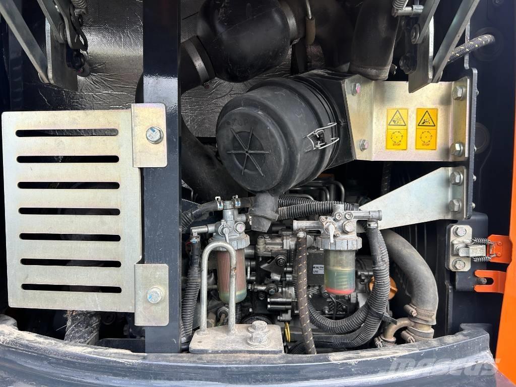 Hitachi ZX 26 U-6 Minigraafmachines < 7t