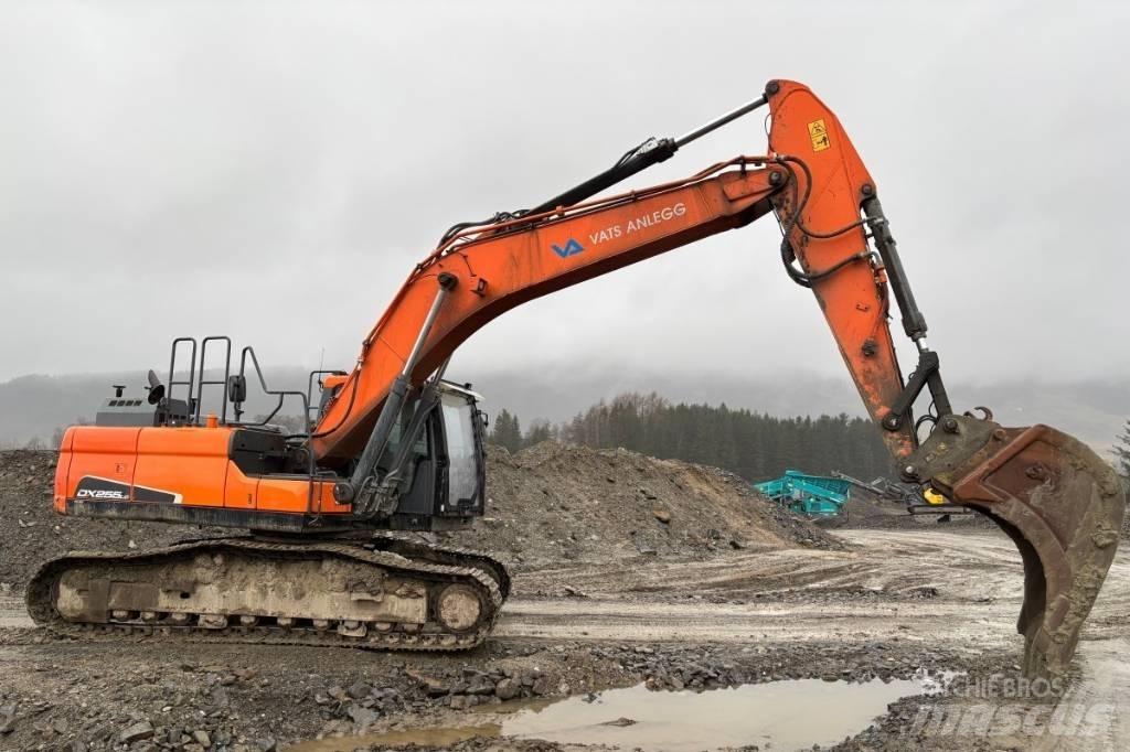Doosan DX 255 LC-5 Rupsgraafmachines