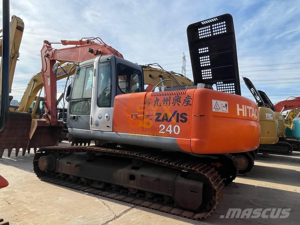 Hitachi ZX 240 Rupsgraafmachines