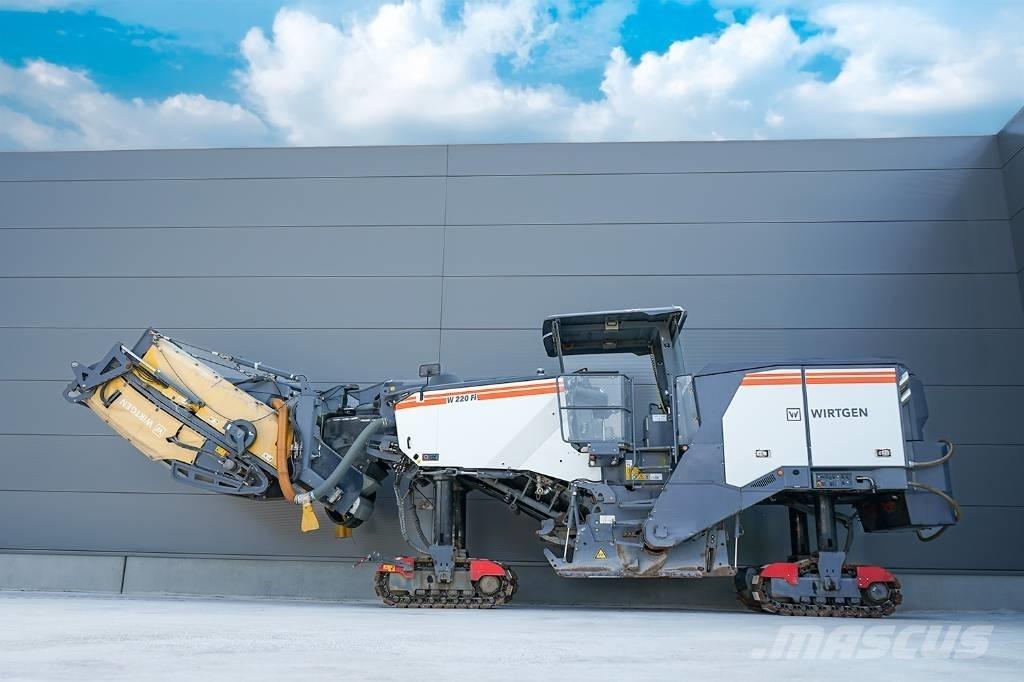 Wirtgen W 220 FI Asfaltfrezen