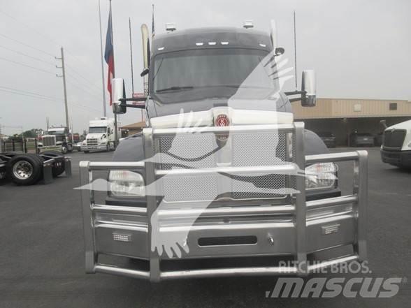 Kenworth T880 Trekkers