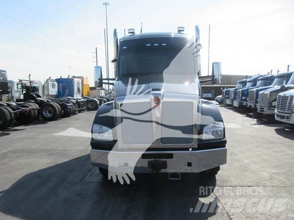 Kenworth T880 Trekkers