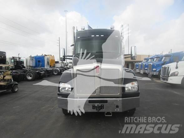 Kenworth T880 Trekkers