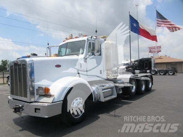 Peterbilt 367 Trekkers