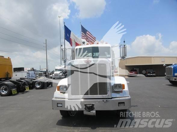 Peterbilt 367 Trekkers