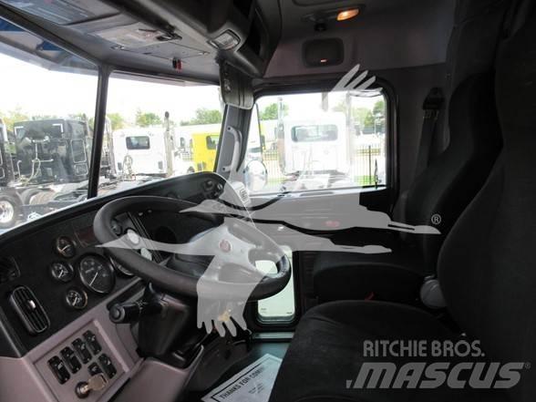 Peterbilt 389 Trekkers