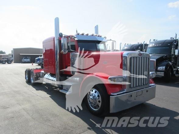 Peterbilt 389 Trekkers
