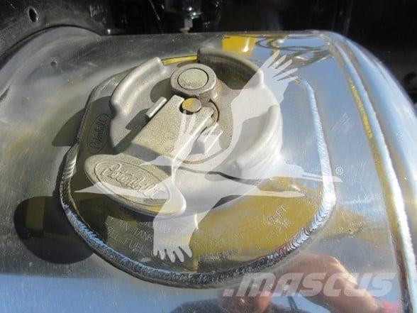 Peterbilt 389 Trekkers