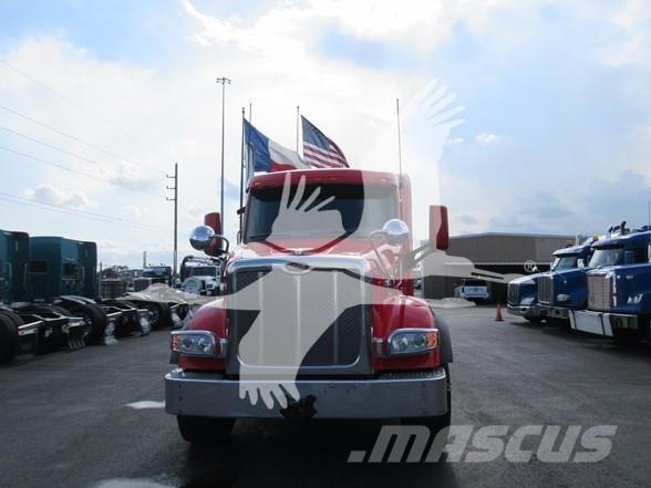 Peterbilt 567 Trekkers