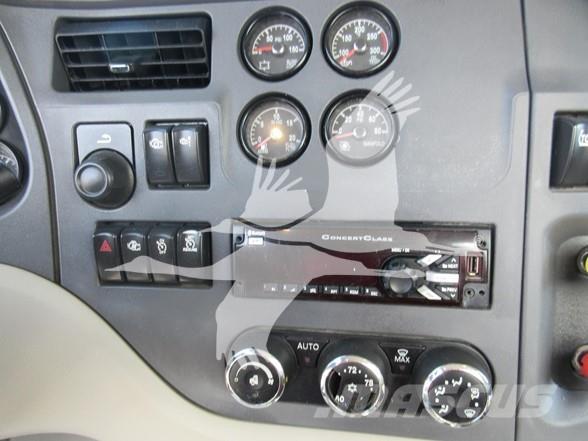 Peterbilt 579 Trekkers