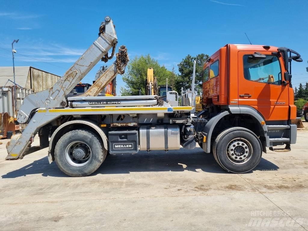 Mercedes-Benz 1833 Containerchassis