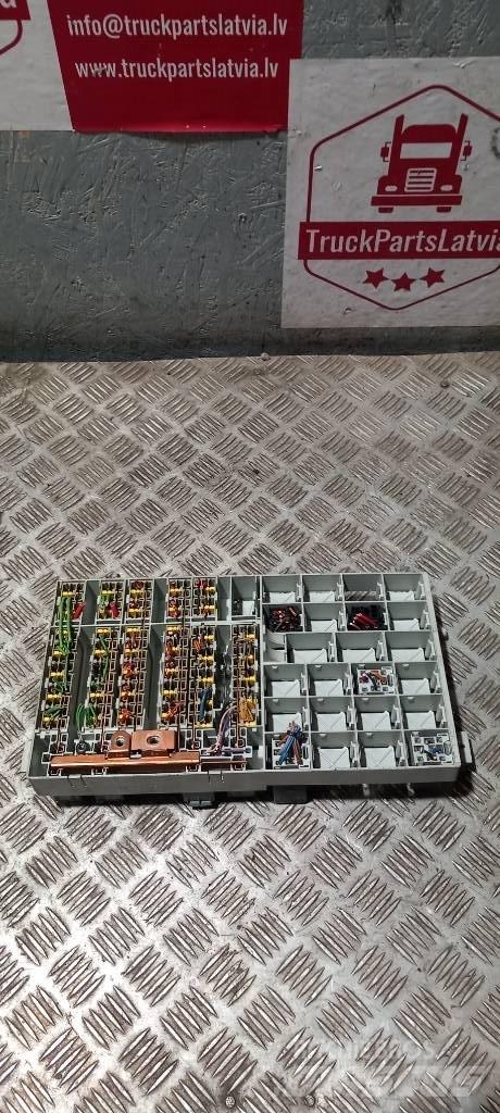 Scania R 440   2096304 Cabine en interieur