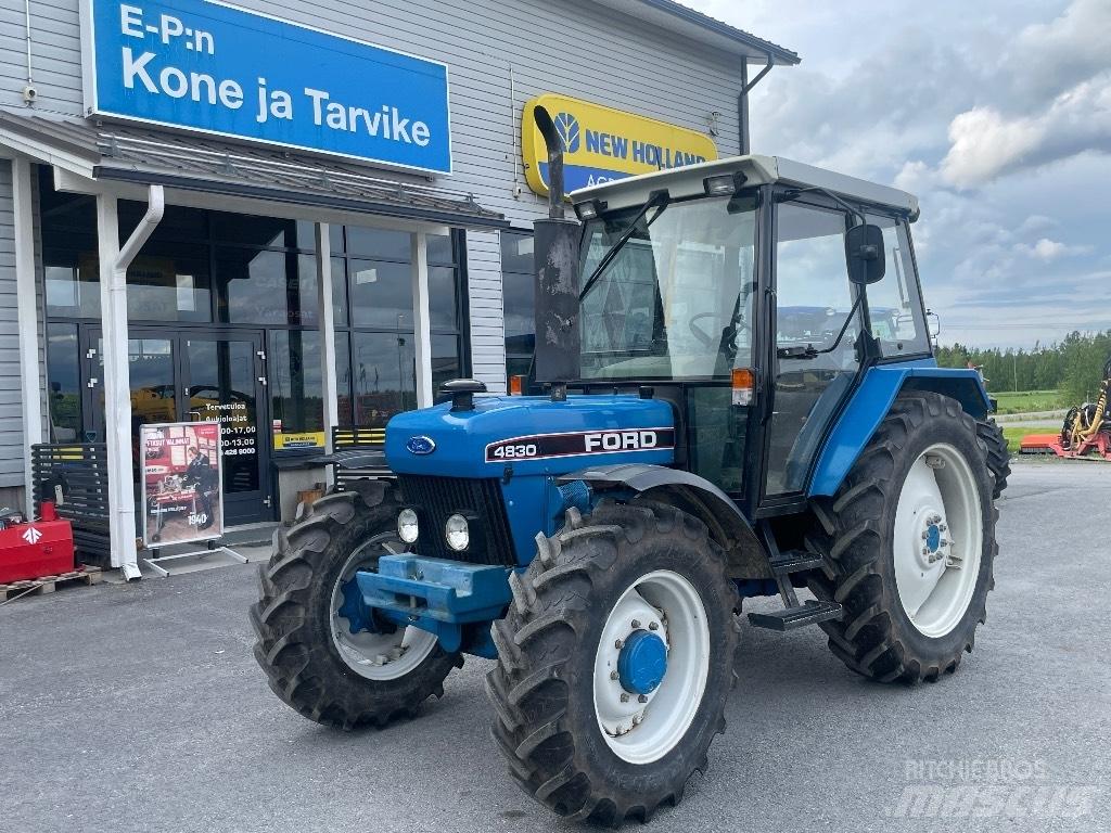 Ford 4830 Tractoren