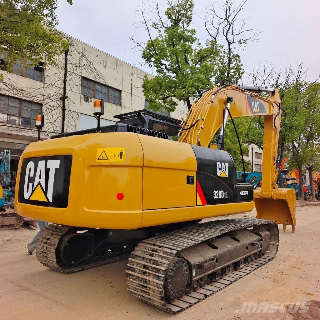 CAT 320 D L Rupsgraafmachines
