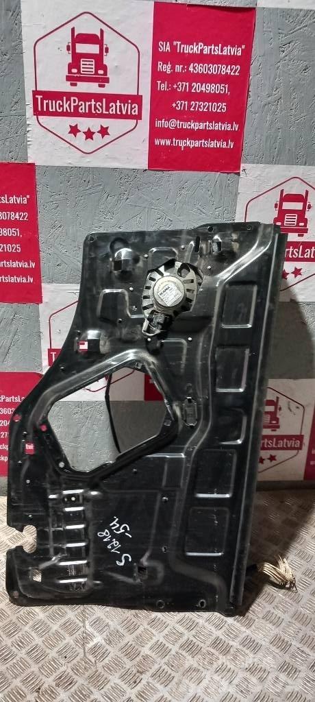 Scania R 440   1534512 Cabine en interieur